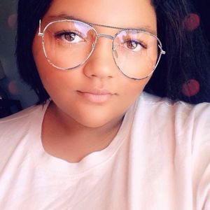 Meet your Posher, Kymberlee